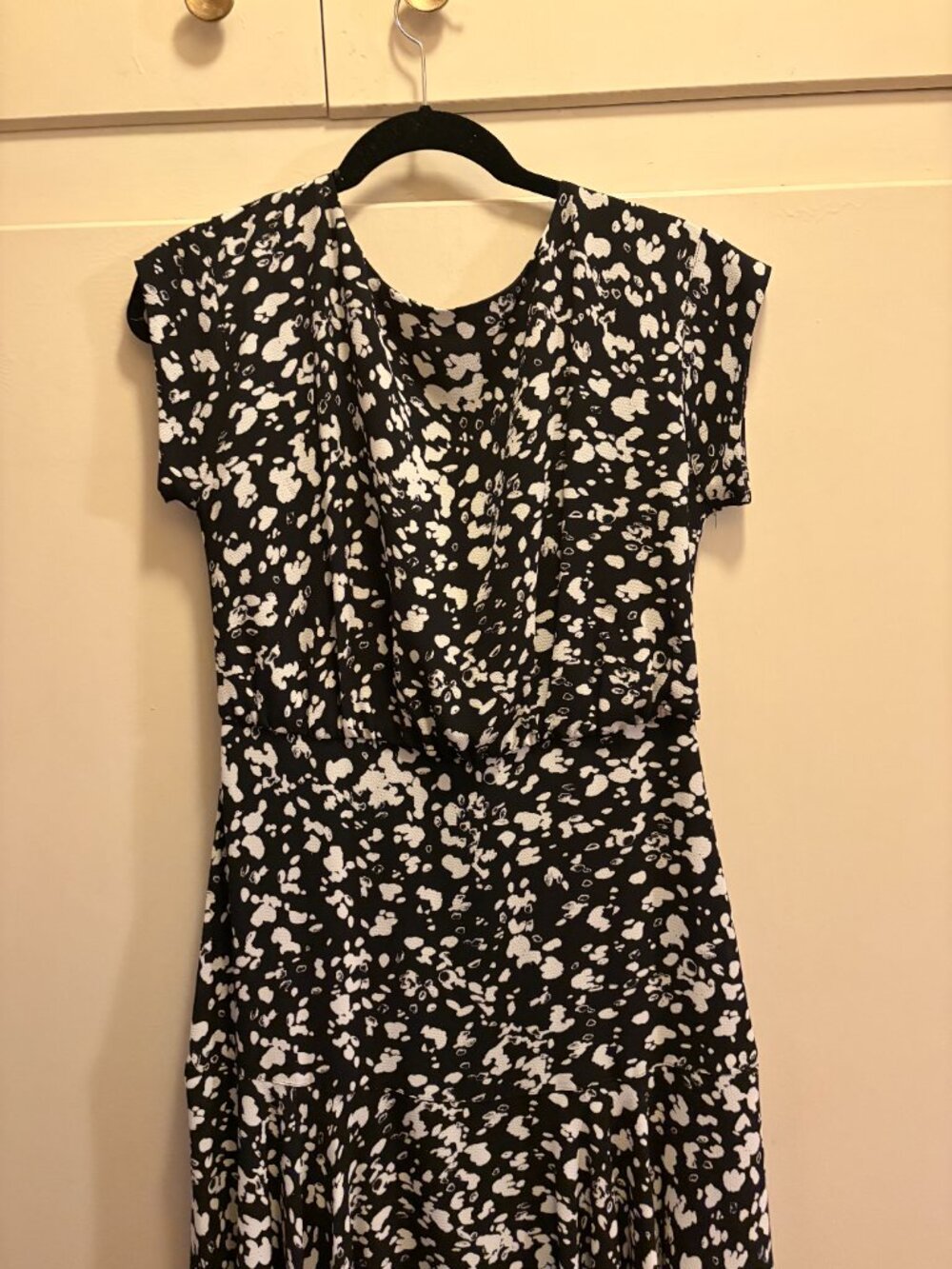 DRESS - Picture 2 of 4